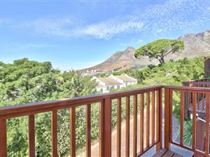 4 Bed House in Higgovale