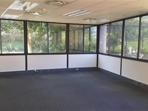 135 m² Commercial space in Westville
