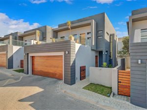 3 Bed Cluster in Bryanston