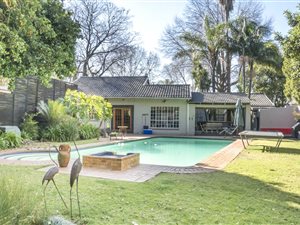 4 Bed House in Orchards