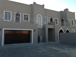 3 Bed House in Sonneveld