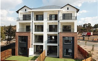 1 Bedroom Apartment in Linbro Park