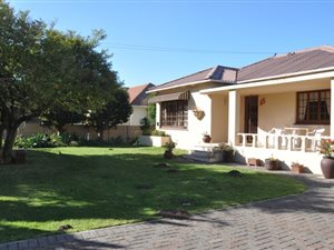 3 Bed House in Greenfields