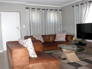 2 Bed House in Blue Downs