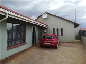 2 Bedroom House in Klipspruit