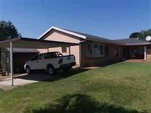 3 Bed House in Hatton Estate