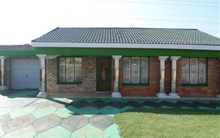 2 Bedroom House in Ikageng