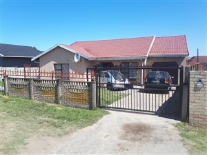 7 Bedroom House in Hillcrest