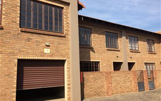 3 Bedroom Townhouse in Aerorand
