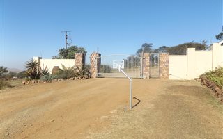 3454 m² Land available in Manderston