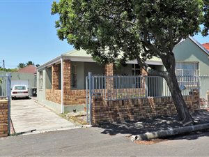 5 Bed House in Goodwood Estate