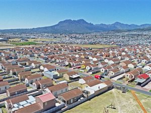 3 Bed House in Broadlands