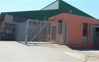3973 m² Commercial space in Phoenix Industrial