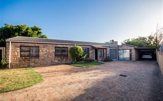 3 Bedroom House in Onverwacht