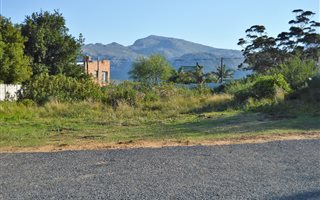 660 m² Land available in Kleinmond