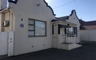 360 m² Commercial space in Southernwood