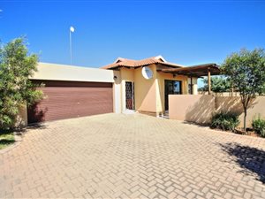 3 Bed Cluster in Ruimsig