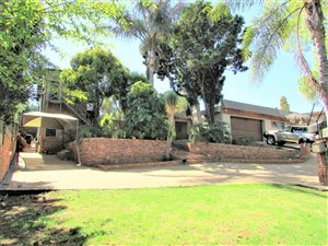 5 Bed House in Waterkloof Ridge