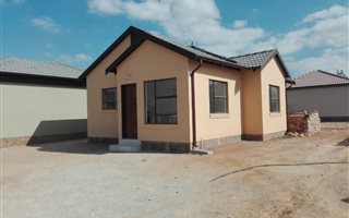 2 Bedroom House in Vanderbijlpark CE