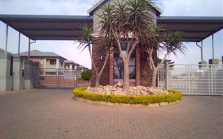 2 Bedroom Townhouse in Andeon AH