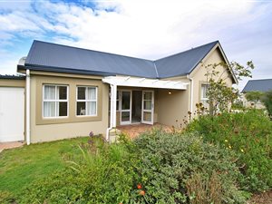 2 Bed House in Schonenberg Estate