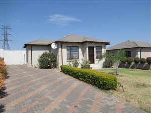 2 Bed Cluster in Waterfall Estate