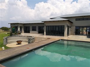 4 Bed House in Honingklip AH