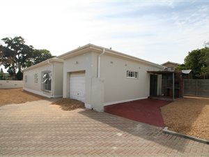4 Bed House in Belmont Park