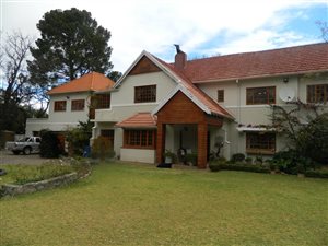 4 Bed House in Top Town