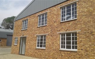 308 m² Industrial space in Dunswart