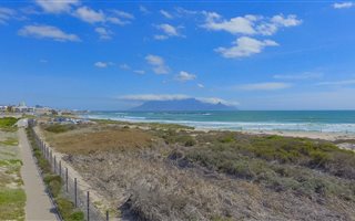 4 Bedroom House in Big Bay