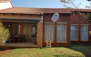 2 Bedroom Townhouse in Equestria