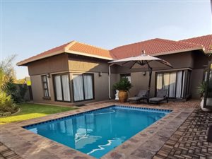 3 Bed House in Emfuleni Golf Estate