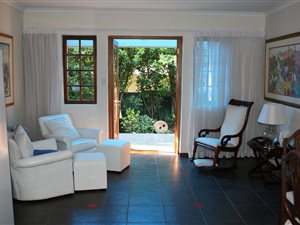 2 Bed Garden Cottage in Parkwood