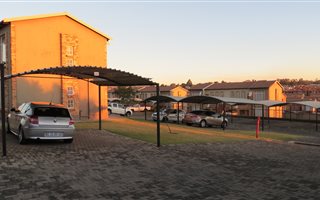 2 Bedroom Apartment in Honeydew