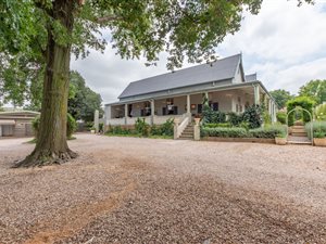 5 Bed House in Heidelberg Central