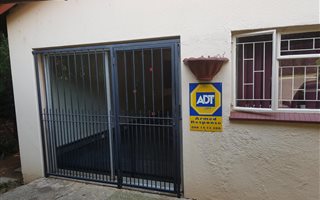 82 m² Commercial space in Murrayfield