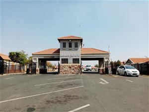 2 Bed Townhouse in Arundo Estate
