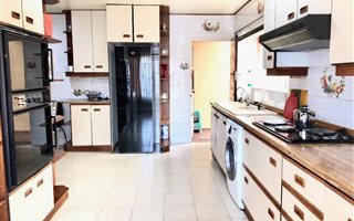 5 Bedroom House in Moffat View
