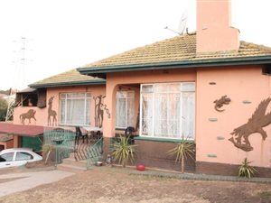 3 Bed House in Klipriviersberg Estate