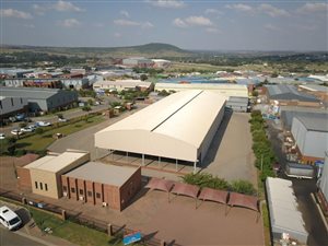 2896 m² Industrial space in Monavoni