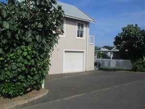 4 Bed House in Caledon Estate
