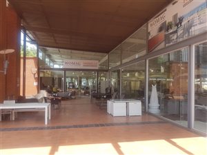 1032 m² Commercial space in Menlyn