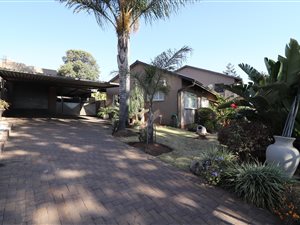 4 Bed House in Sunnyrock