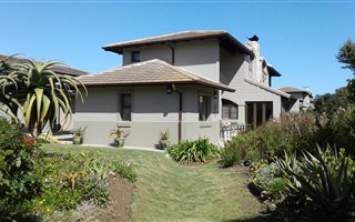3 Bedroom House in Hartenbos Landgoed
