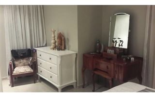 1 Bedroom Garden Cottage in Wendywood