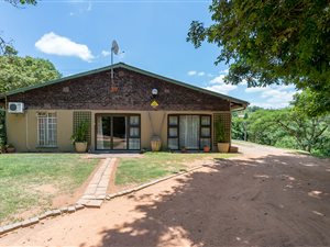 6.9 ha Farm in White River AH