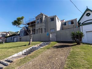 Commercial space in Quigney