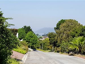 605 m² Land available in Groenvallei