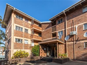 1.5 Bed Apartment in Essenwood